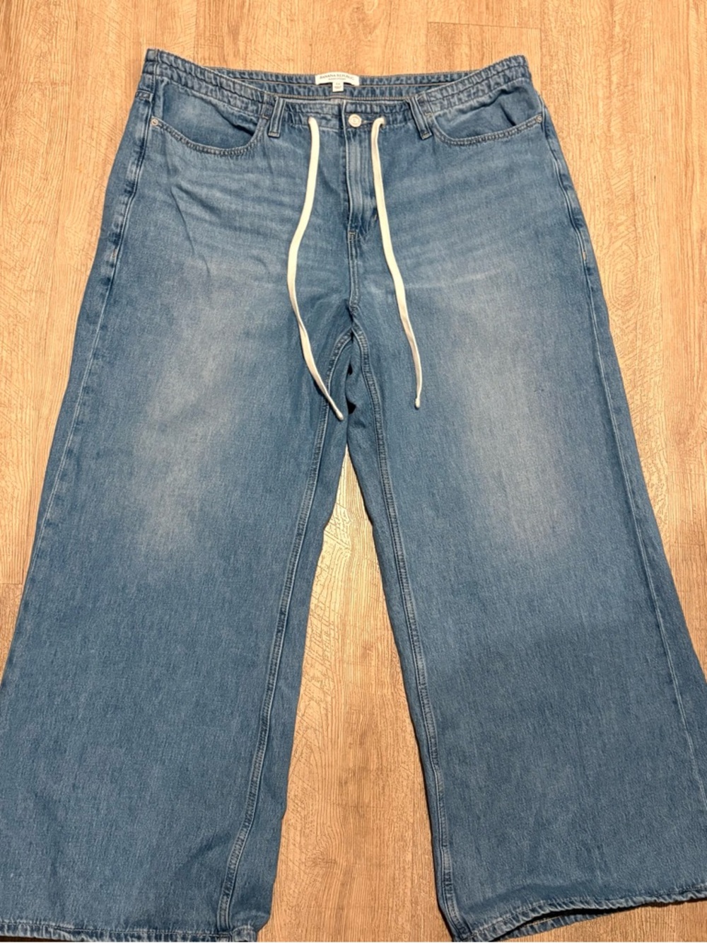 Banana Republic slouch Straight drawstring jeans